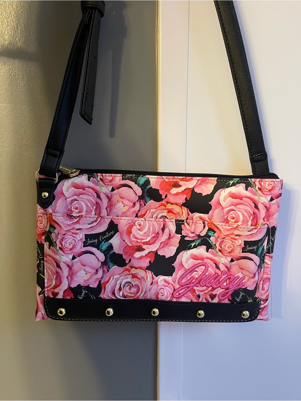 24. Juicy couture floral crossbody